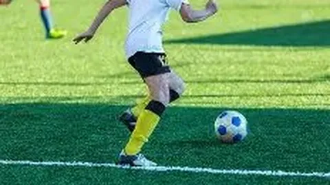 WE战队在2025LPL夏季赛常规赛中2-0战胜VG，马老师和jiumeng领队出战